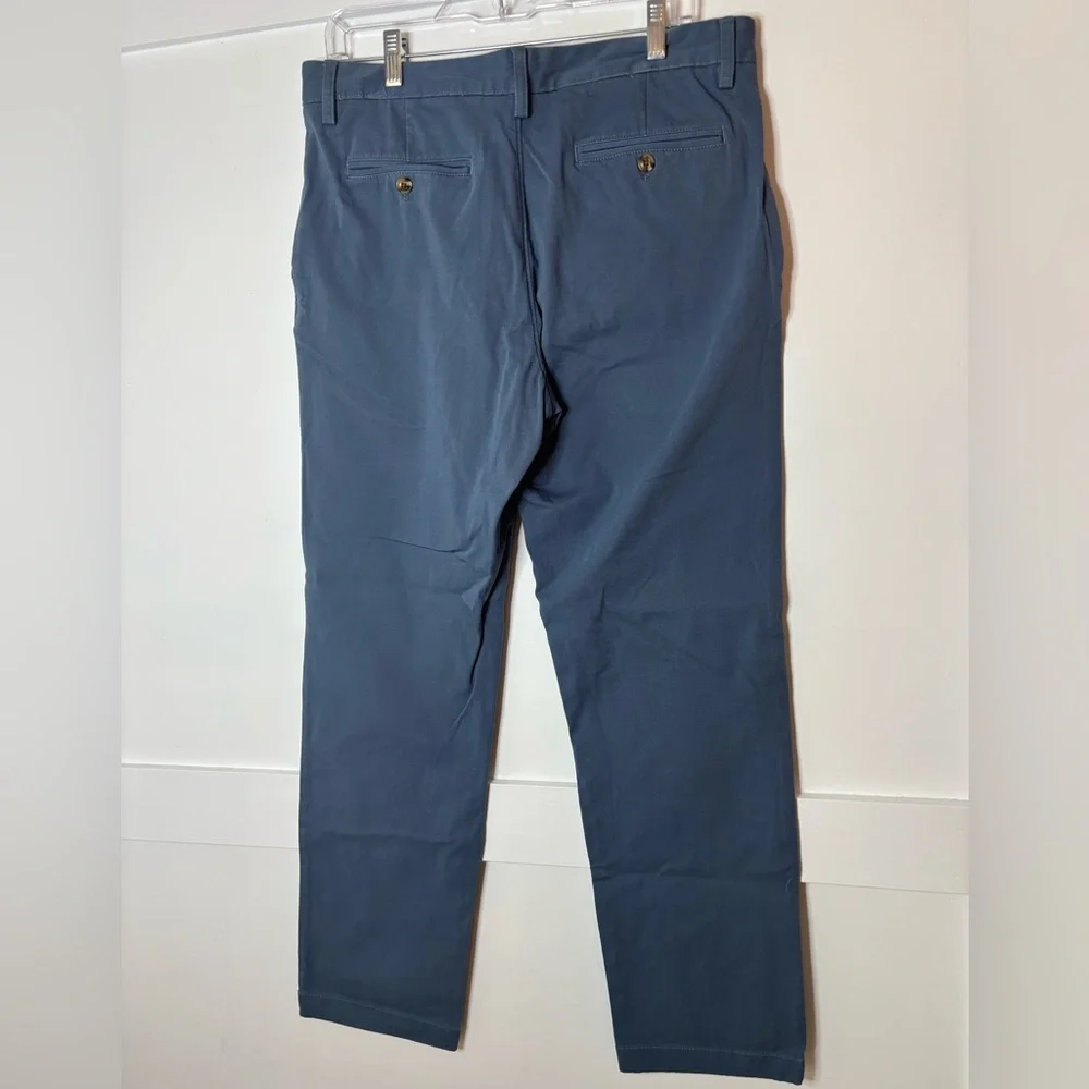 Club Room Men's Navy Chinos 32x32 in great condition